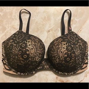 ❌SOLD❌ Victoria Secret Very Sexy Lace Push Up Bra